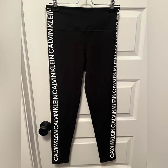 CALVIN KLEIN Performance Activewear Leggings / Yoga Pants (Black and White) - Picture 2 of 5
